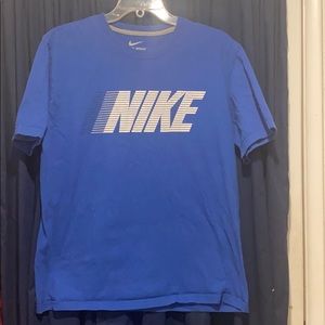Nike t shirt. Blue. Large